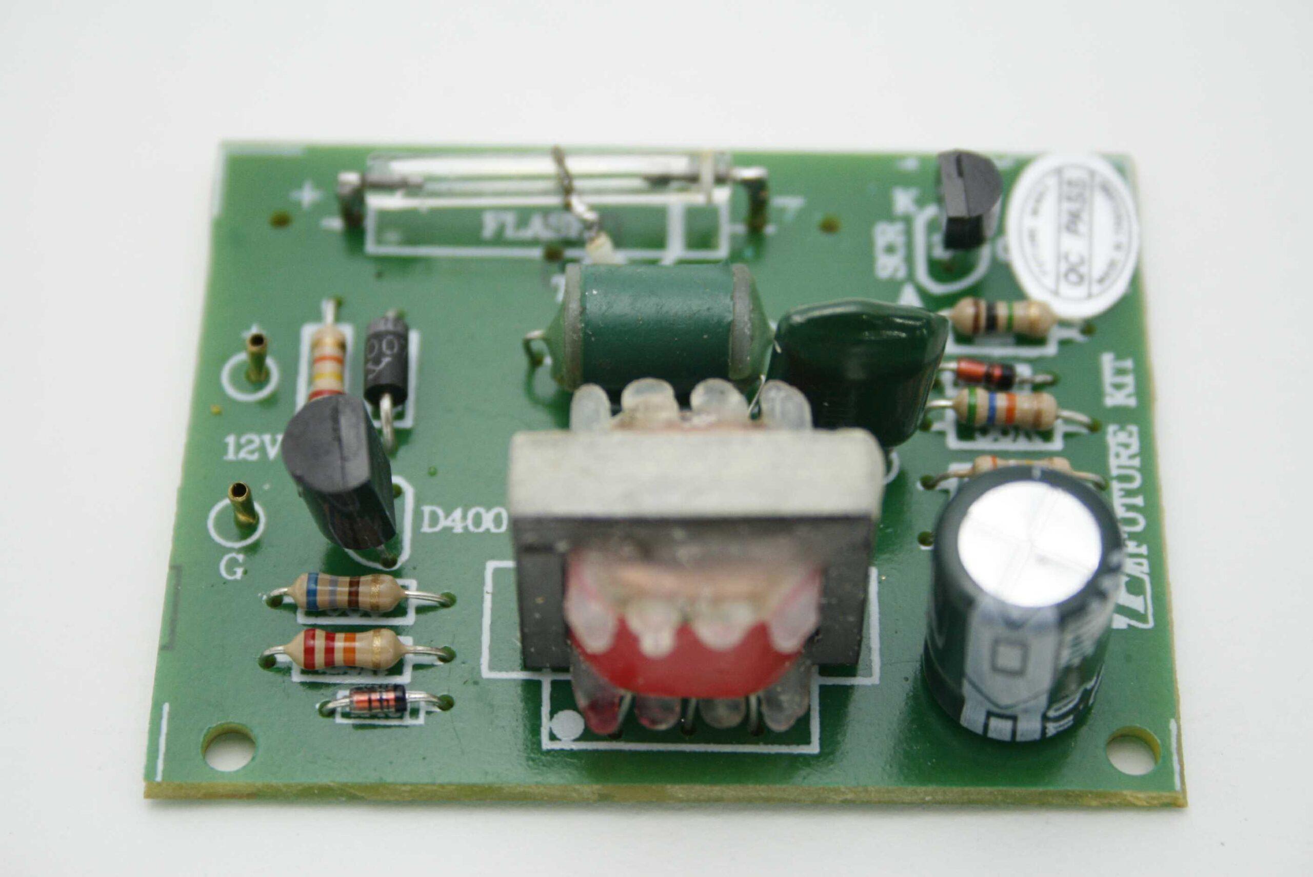 בקר תאורת אקסנון לרכב